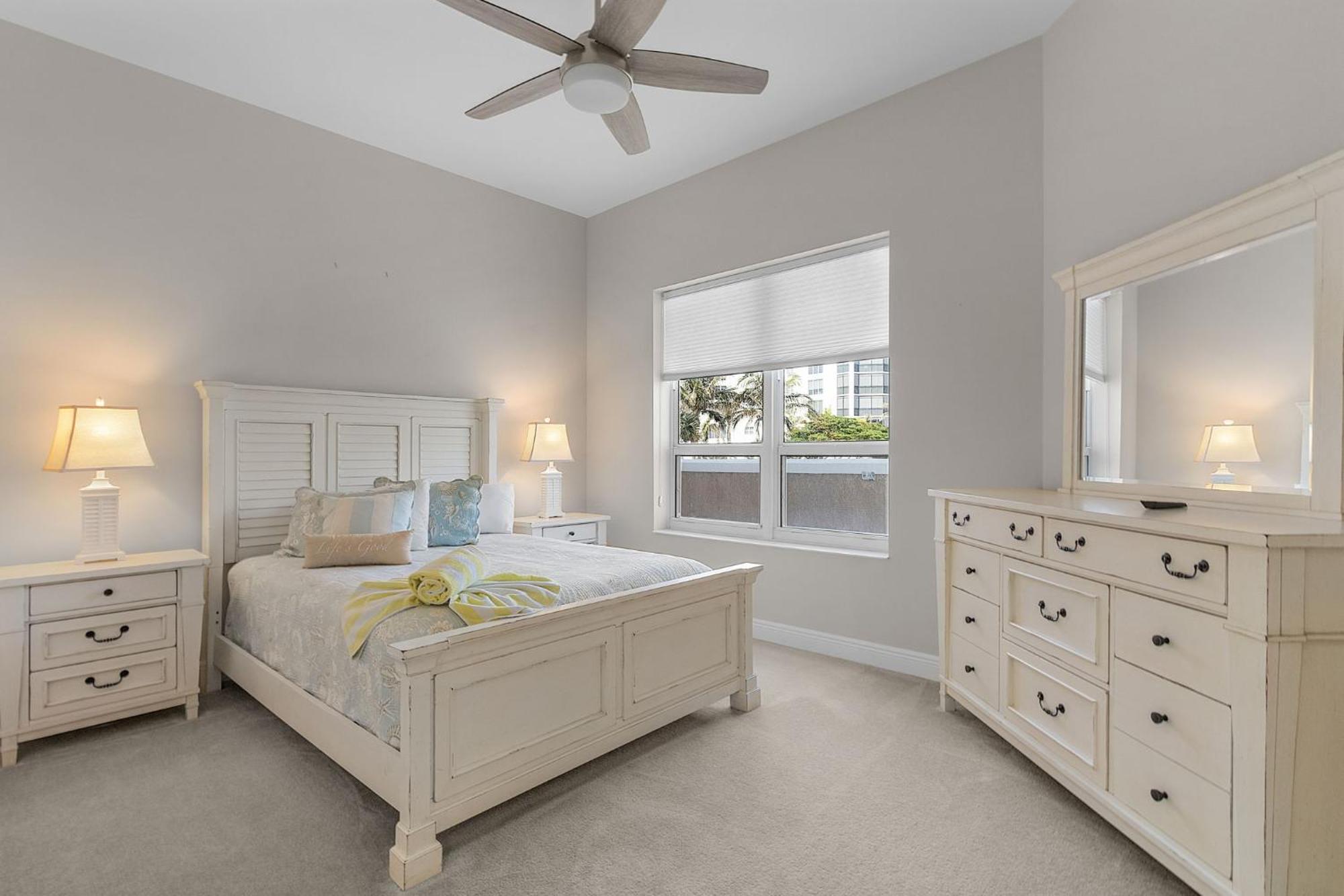 Waterfront Condo W/ Bay Views, Pool & Tennis Court Fort Myers Beach Exterior photo